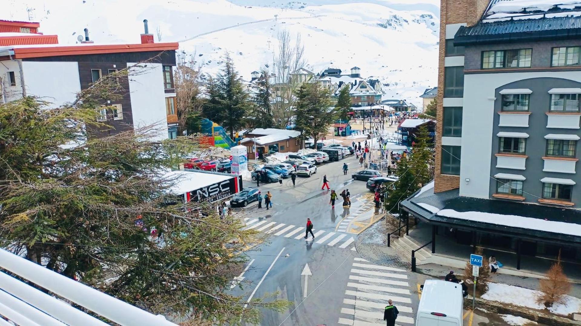 Appartamento Pradollano LUXUS - Wifi - Netflix - Parking Sierra Nevada Esterno foto