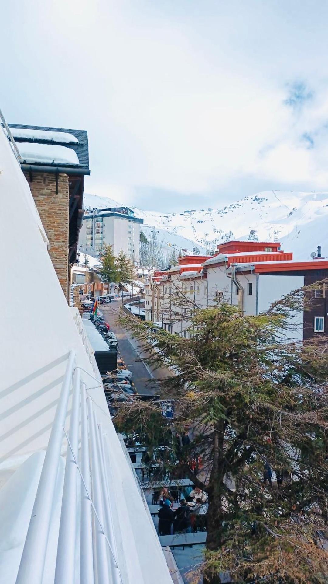 Appartamento Pradollano LUXUS - Wifi - Netflix - Parking Sierra Nevada Esterno foto